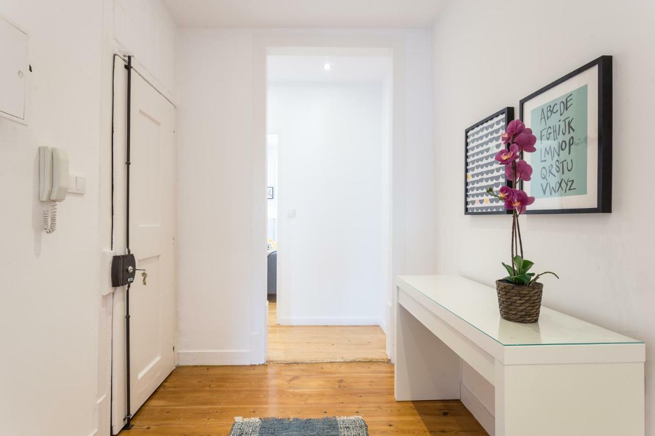 Three Bedroom Apartment In Historical Centre -Bairro Alto Lisboa Dış mekan fotoğraf