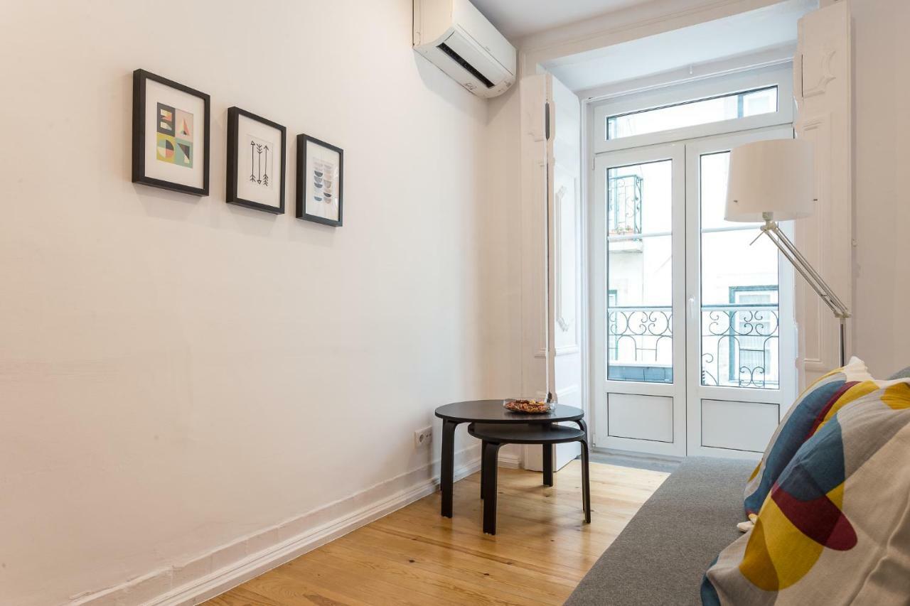 Three Bedroom Apartment In Historical Centre -Bairro Alto Lisboa Dış mekan fotoğraf