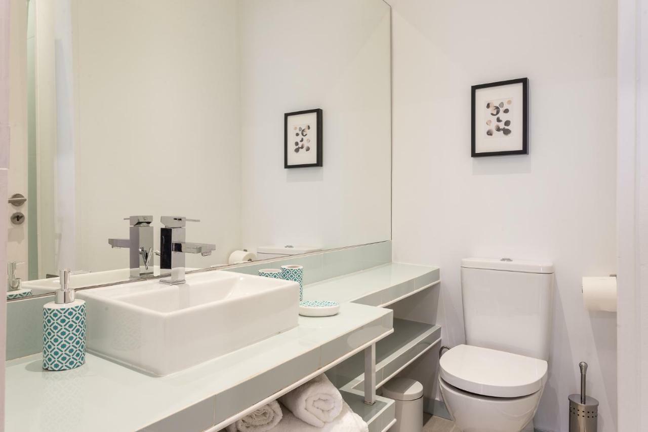 Three Bedroom Apartment In Historical Centre -Bairro Alto Lisboa Dış mekan fotoğraf